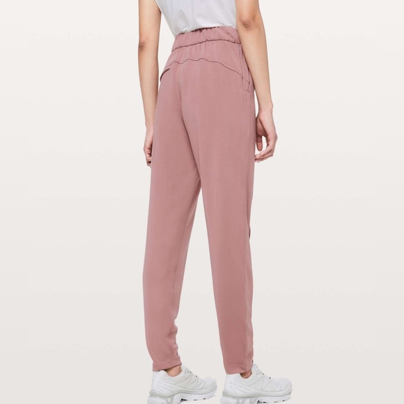 Lululemon Lisse Jogger *the lab - Picture 8 of 14
